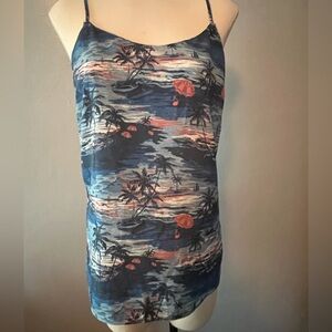 ⭐️ J. Crew Camisole Racer Back Tank Size 6